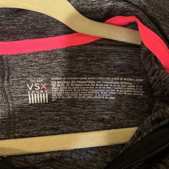 Victoria’s Secret Sport Gray/Black Zip Jacket sz S/P - Picture 6 of 7